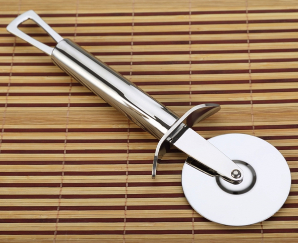 Thicken Stainless Steel Pizza Cutter 23*4.6*2.8mm