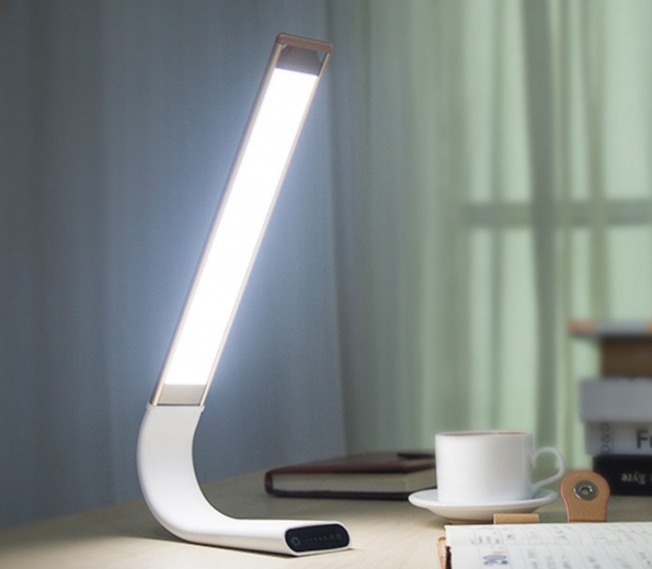Professional Reading LED Lamp Sample Fashion Design Flexible Aluminum Designed Battery Build-in